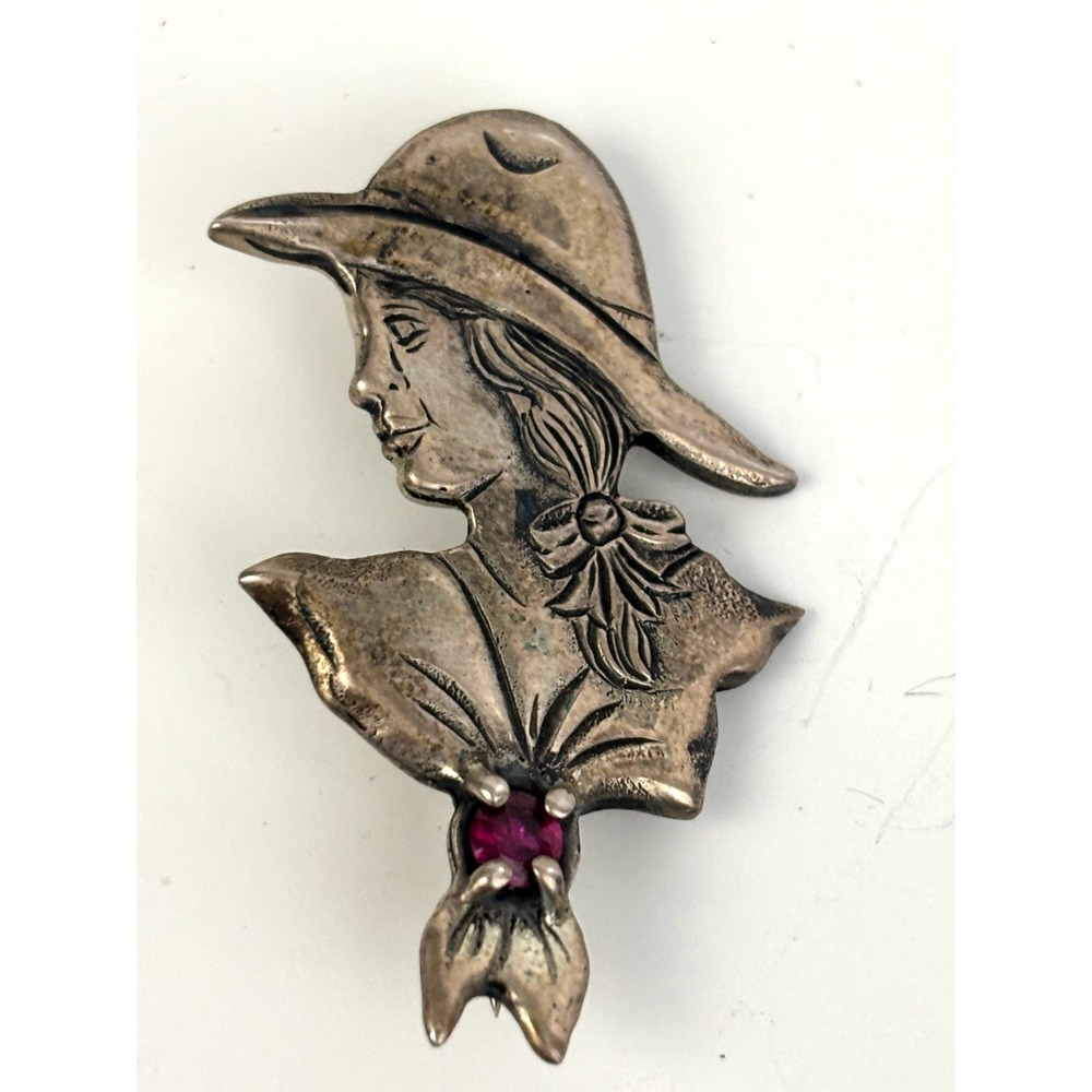 Vintage Sterling Silver Brooch‎ Lady Portrait Red Stone Figural